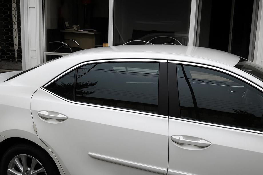 Toyota Corolla 2013–2019 Horní lišty dveří (4 ks, nerez) Image