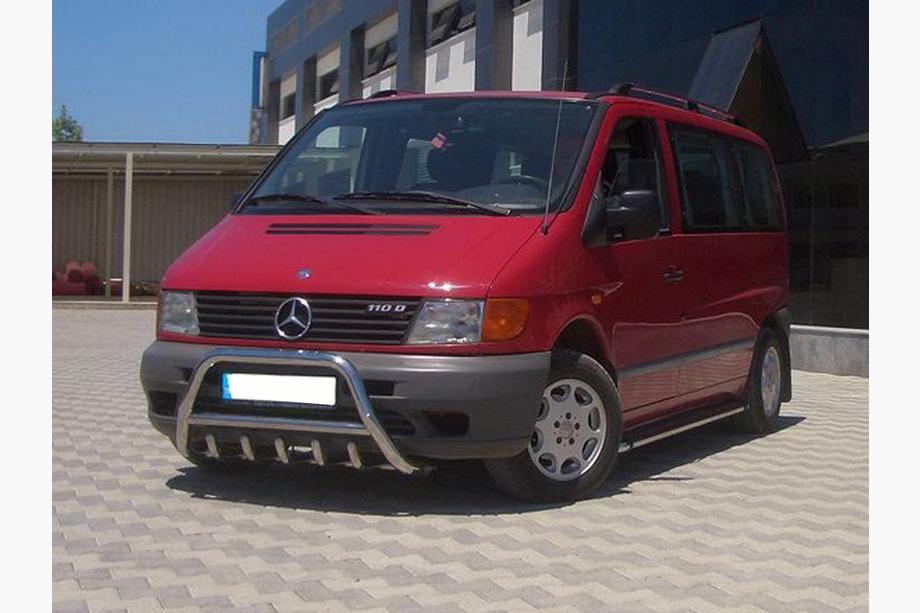 Mercedes Vito W638 1996–2003 Nerezový přední ochranný rám (bullbar) WT003/4 Fotografie 7