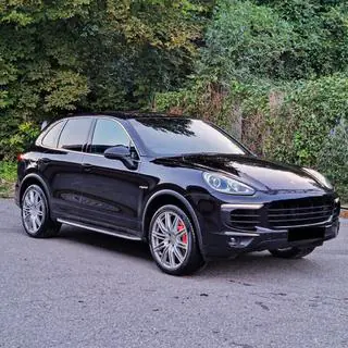 Boční nášlapy OEM (2 ks, hliník) Porsche Cayenne 2010–2017 fotografie 4