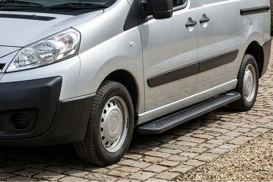 Citroen Jumpy 2007–2017 Boční nášlapy Allmond Black (2 ks, hliník) Image