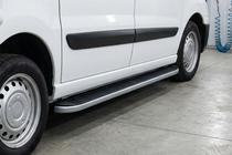 Citroen Jumpy 2007–2017 Boční prahy Tayga Grey (2 ks, hliník) fotografie 1