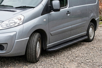 Citroen Jumpy 2007–2017 Boční prahy Bosphorus Black (2 ks, hliník) fotografie 1
