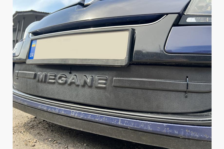 Renault Megane III 2009–2016 Zimní kryt masky chladiče (2009-2013, spodní) Fotografie 9