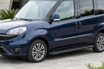 Fiat Doblo II 2010–2022 Boční prahy Allmond Black (2 ks, hliník) fotografie 1