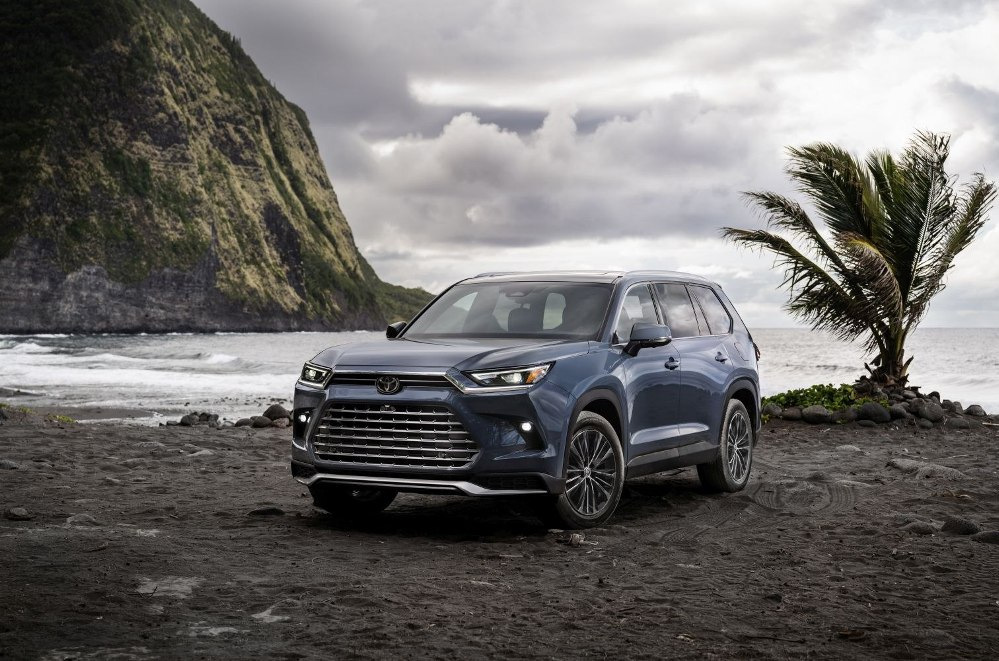 Test Toyota Grand Highlander: prostorný rodinný crossover