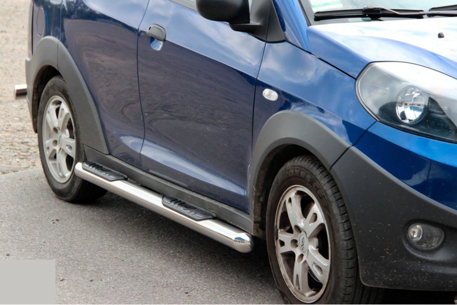 Chery Beat 2009–2015 Boční nášlapy – nerezové trubky (2 ks) Image