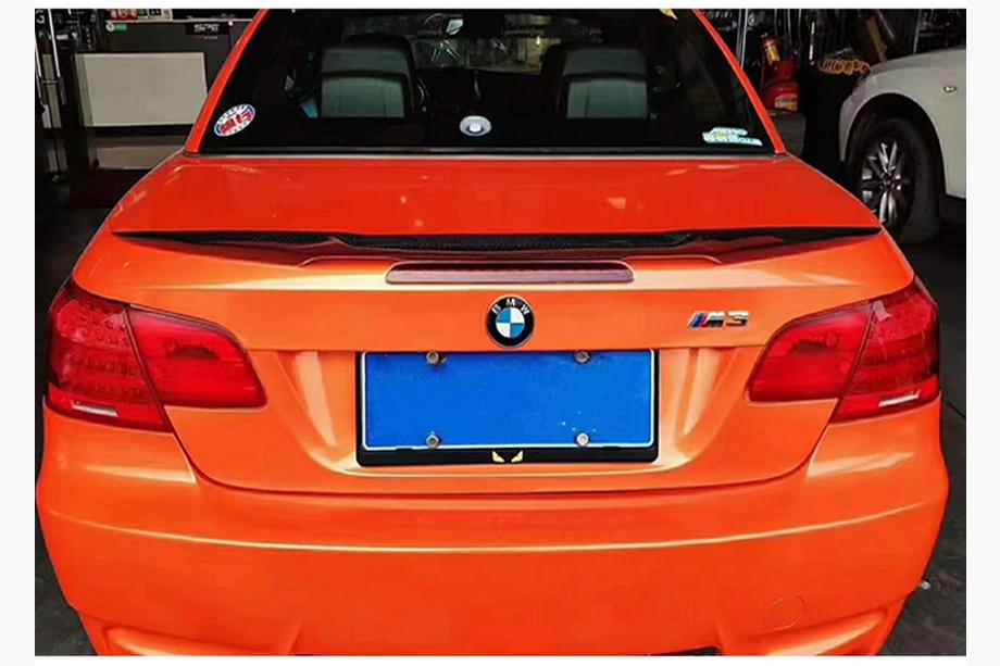 BMW řada 3 E92/E93 2006–2013 Spoiler ve stylu M4 (pro E93, k lakování) Image