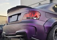 BMW řada 1 E81/E82/E87/E88 2004–2011 Spoiler ve stylu M4 (pro E82, černý lesk) fotografie 1