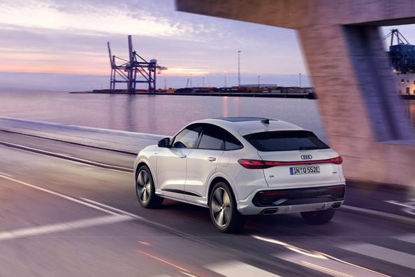 Audi Q5 Sportback 2025: Recenze stylového SUV kupé Fotografie 2
