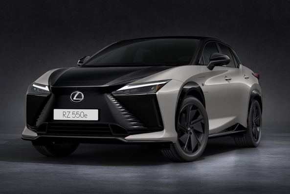 Lexus RZ 550e F Sport 2025: Recenze sportovního elektrického crossoveru