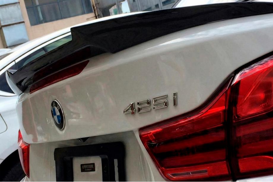 BMW řada 4 F32/F33/F36 2012–2020 Spoiler ve stylu M4 (pro F33, lesklá černá) Image