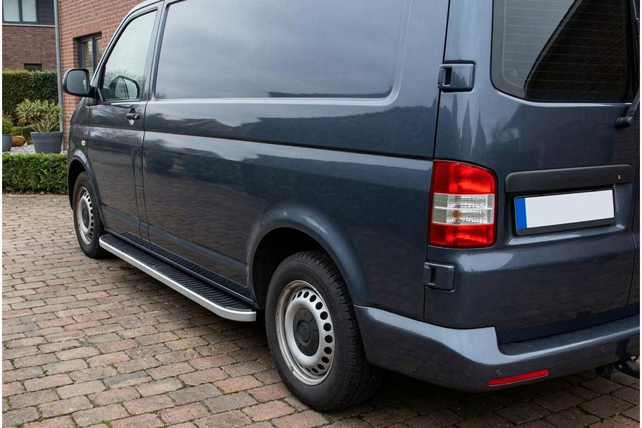 Volkswagen T5 Caravelle 2004–2010 Boční nášlapy Tayga (2 ks, hliník) Pouze pro krátký rozvor Image