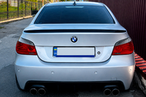 BMW řada 5 E60/E61 2003–2010 Spoiler M5-Style (černý lesk) fotografie 4