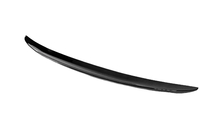 BMW řada 5 G30/G31 2017–2023 Spoiler P-Style (černý lesk) fotografie 2