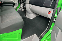 Mercedes Sprinter W906 2006–2018 Gumové autokoberce Carsuit V1 (černé) fotografie 2
