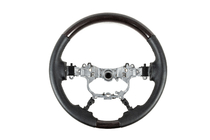 Toyota Land Cruiser 200 2007–2021 Volant (tmavé dřevo) fotografie 1