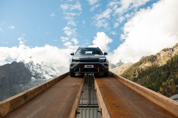Recenze Jeep Avenger: technické parametry, výbava a fotky modelu