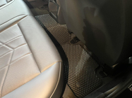 BMW řada 5/i5 G60/G60E/G61 2023– EVA autokoberce do interiéru (pro G60/61, černé) fotografie 3
