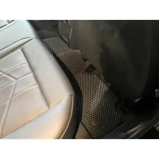 EVA autokoberce do interiéru (pro G60/61, černé) BMW řada 5/i5 G60/G60E/G61 2023– fotografie 3