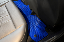 BMW řada 5/i5 G60/G60E/G61 2023– EVA autokoberce (pro G60/61, modré) fotografie 3