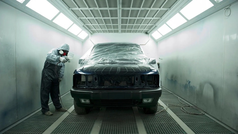 Jak správně vybrat prostor pro lakování automobilu?
