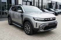 Renault Duster 2024– Boční nášlapy New Vision Black (2 ks, hliník) fotografie 1
