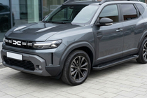 Renault Duster 2024– Boční nášlapy Allmond Black (2 ks, hliník) fotografie 1