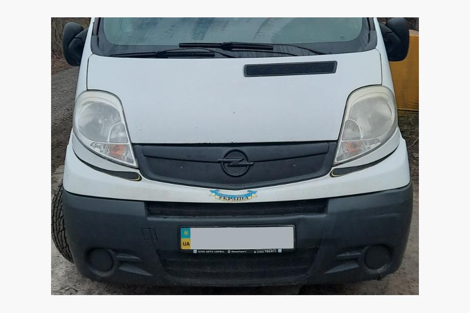 Opel Vivaro 2001–2015 Zimní clona na masku chladiče 2007-2015 (V1, horní) Lesklá, 2007-2015 Image