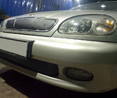 Daewoo Lanos 1998–2017 Zimní kryt masky chladiče (horní) fotografie 4