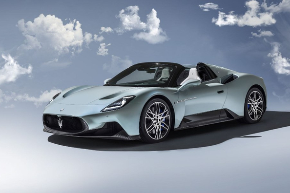 Test Maserati MC20 Cielo: Elegantní roadster se závodním duchem