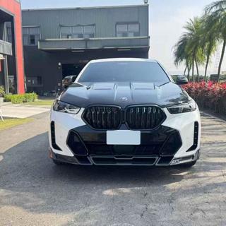 Sada bodykitu Carbon LMC (2023- ) fotografie 1