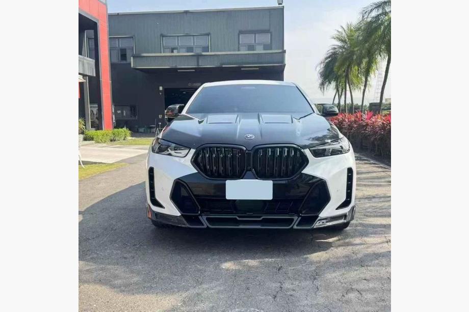 BMW X6 G06 2019–2027 Sada bodykitu Carbon LMC (2023- ) Image