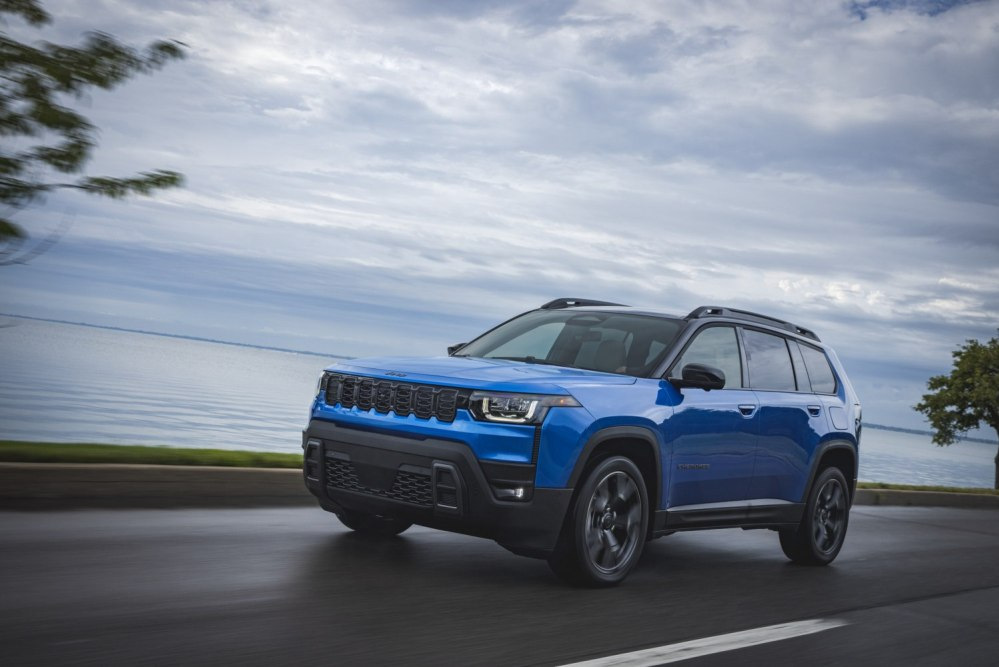 Test Jeep Cherokee 2025 šesté generace: návrat legendy