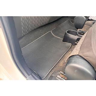 Gumové autokoberce Carsuit (černé) – pro spalovací motor fotografie 3
