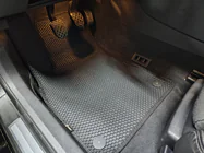 Audi A4 B6 2000–2004 Gumové autokoberce Carsuit (černé) fotografie 6