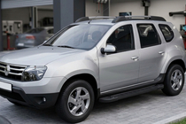 Dacia Duster 2008–2018 Boční nášlapy RedLine Black (2 ks, hliník) fotografie 1