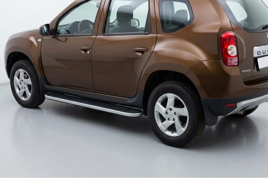 Renault Duster 2008–2017 Boční prahy Tayga Grey (2 ks, hliník) Fotografie 1