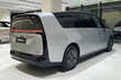 Recenze Li Mega: futuristický minivan s rychlým nabíjením fotografie 3