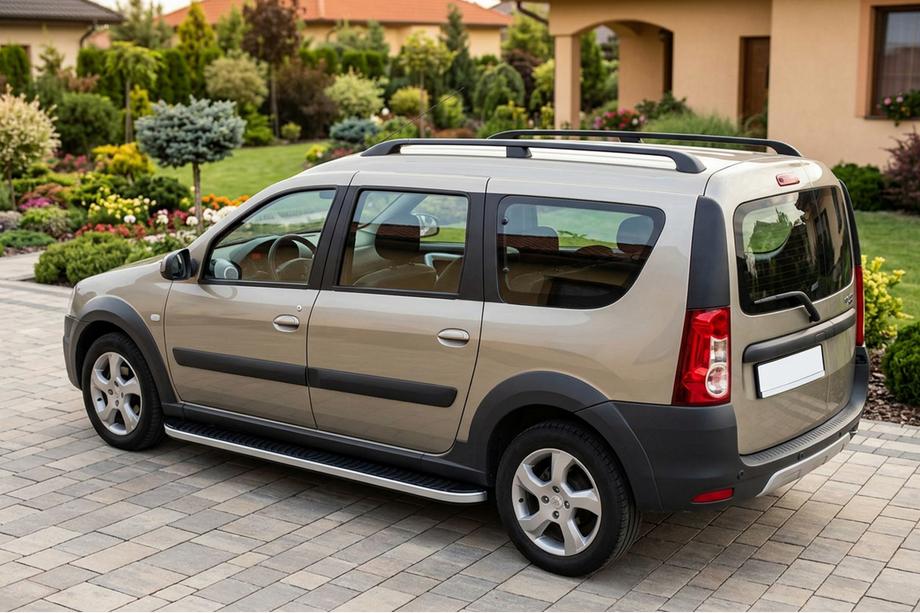 Renault Logan MCV 2005–2013 Boční prahy Tayga Grey (2 ks, hliník) Image