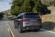 Recenze Lexus LX 700h 2025: hybridní SUV čtvrté generace fotografie 4