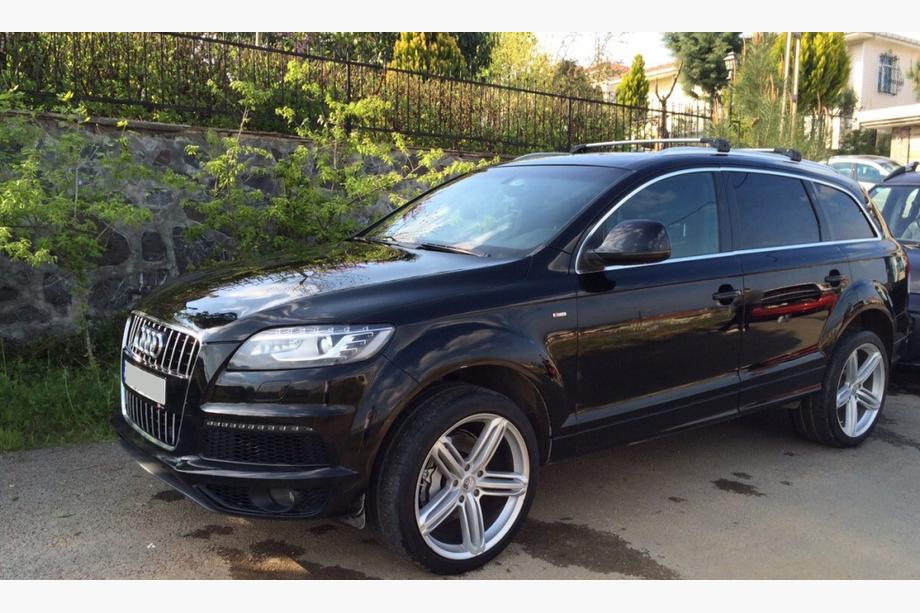 Audi Q7 2005–2015 Střešní nosič (příčníky) na integrované podélníky, uzamykatelný WingCarrier V2 (2 ks) Šedá Fotografie 21