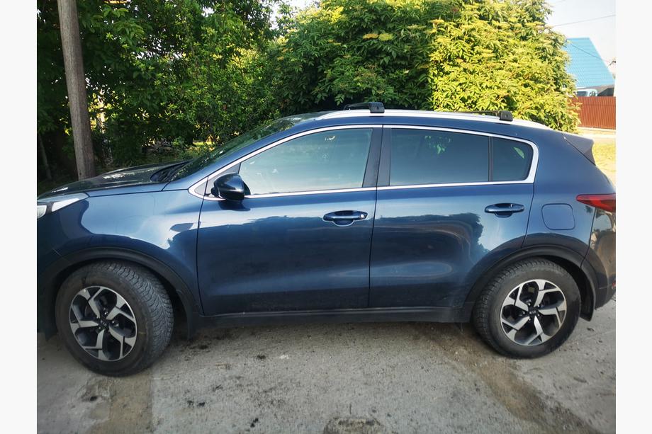 Kia Sportage 2015–2021 Střešní nosič (příčníky) na integrované podélníky, uzamykatelný WingCarrier V2 (2 ks) Šedá Image