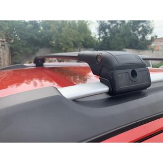 Střešní nosič (příčníky) na integrované podélníky, uzamykatelný WingCarrier V2 (2 ks) fotografie 2