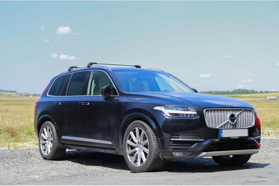 Volvo XC90 2015– Střešní nosič (příčníky) na integrované podélníky, uzamykatelný WingCarrier V2 (2 ks) Image