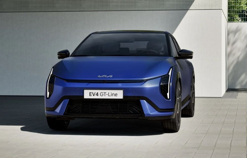 Recenze elektrického sedanu Kia EV4 2025