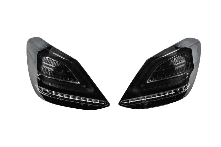 Mercedes C-Class W205 2014–2021 Zadní světla BlackEdition V2 (2 ks) Fotografie 2