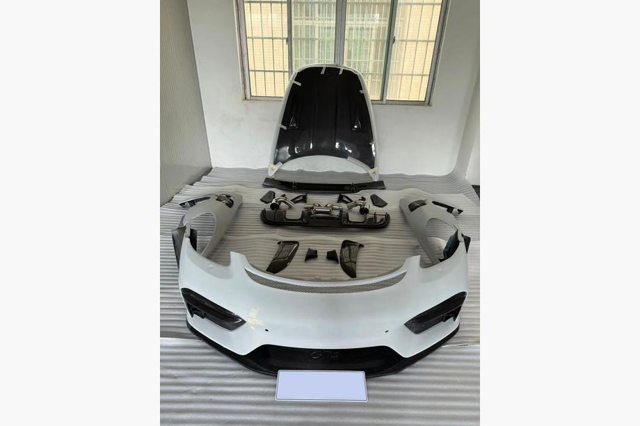 Porsche Boxster/Cayman 982 (718) 2016– Sada bodykitu GT4 (ABS + karbon) Image