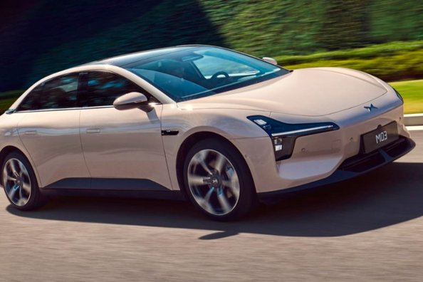 Test XPeng Mona M03: nový standard mezi elektrickými sedany