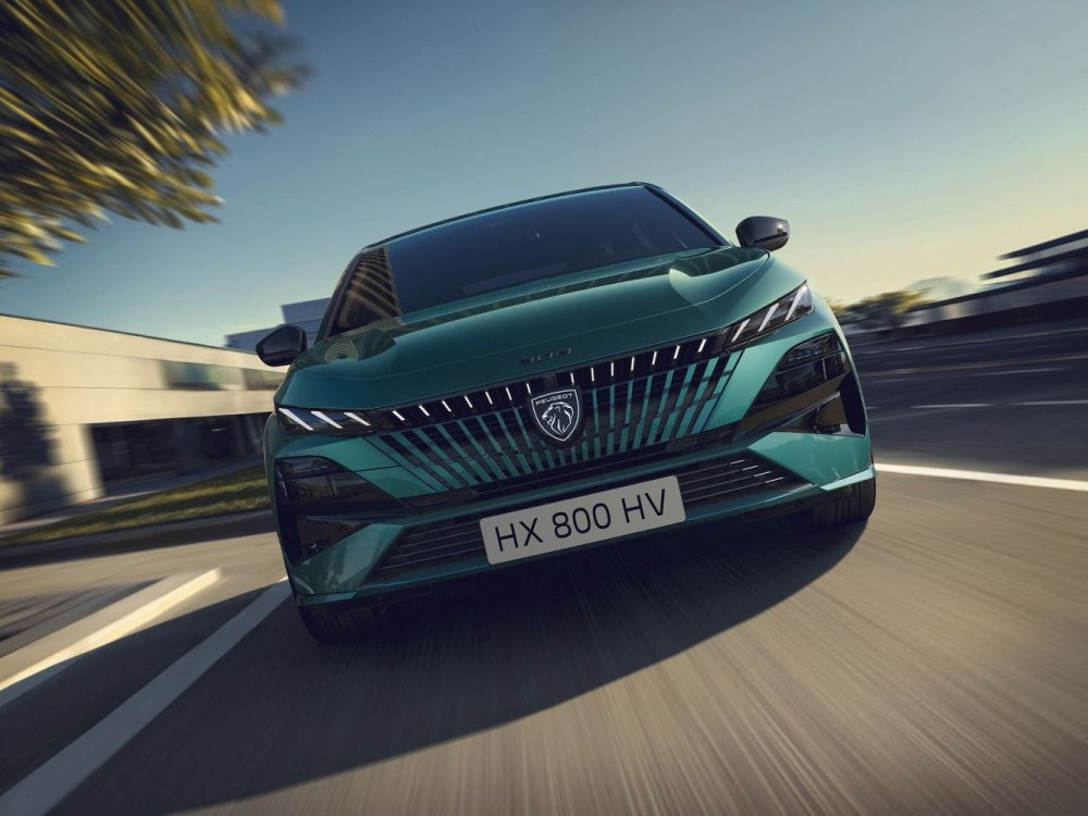 Test hatchbacku Peugeot 308 2025: facelift třetí generace