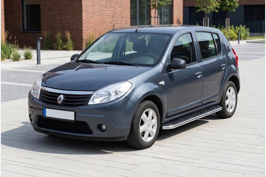 Renault Sandero 2007–2013 Boční prahy Maydos V1 (2 ks, hliník ↗ nerez) Image